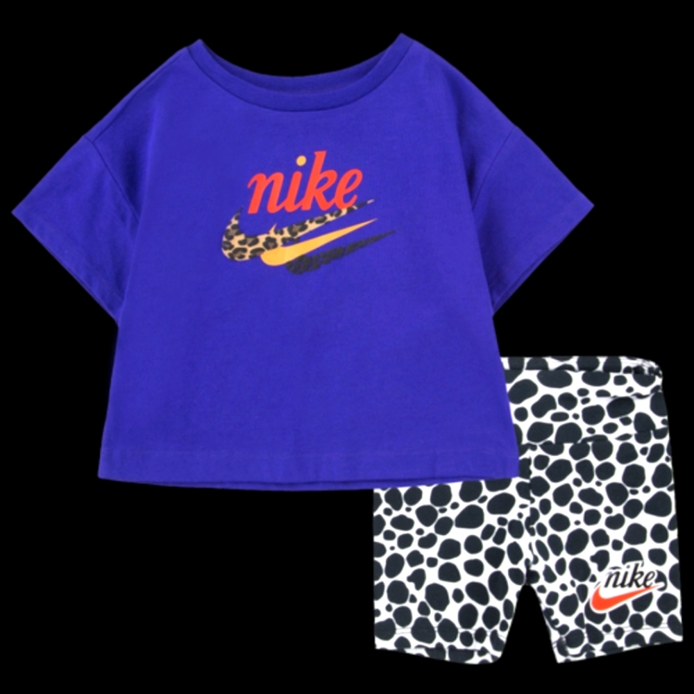 NWT Nike